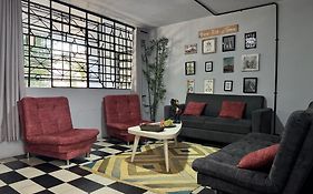 Spacious dream house Medellín Laureles